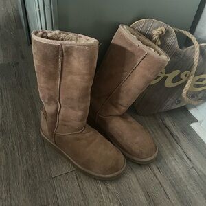 UGG classic tall boot
